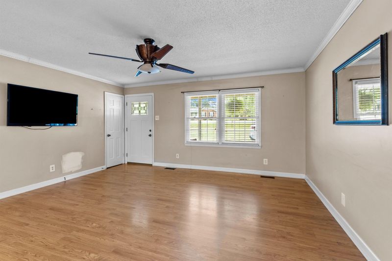 2920 Hamlin Rd, Durham, NC 27704