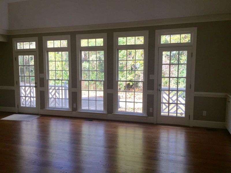 2920 Lake Boone Pl, Raleigh, NC 27608