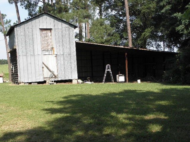 2920 Packing Plant Rd, Smithfield, NC 27577