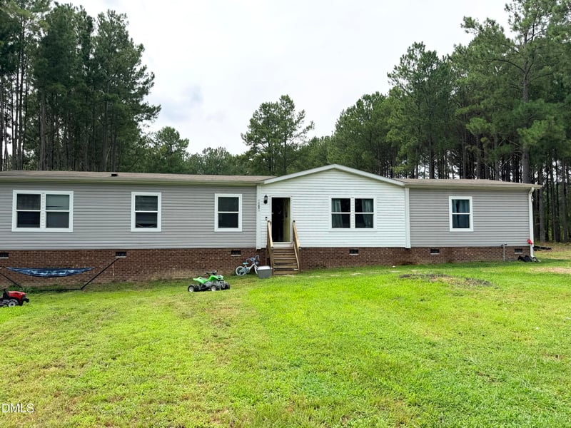 2921 Edgemont Rd, Wendell, NC 27591