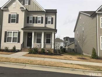 2921 Farmhouse Dr, Apex, NC 27502