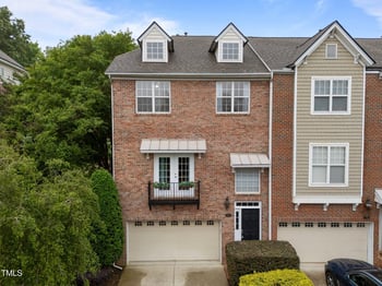 2921 Imperial Oaks Dr, Raleigh, NC 27614