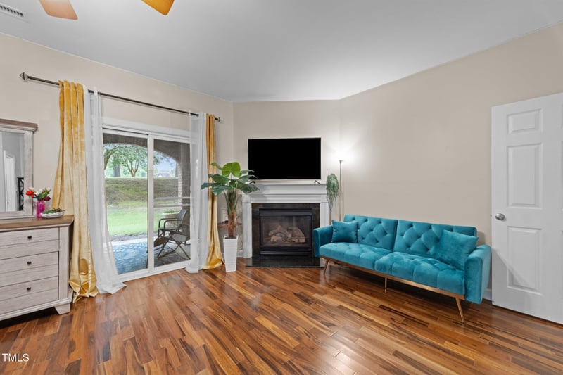 2921 Imperial Oaks Dr, Raleigh, NC 27614