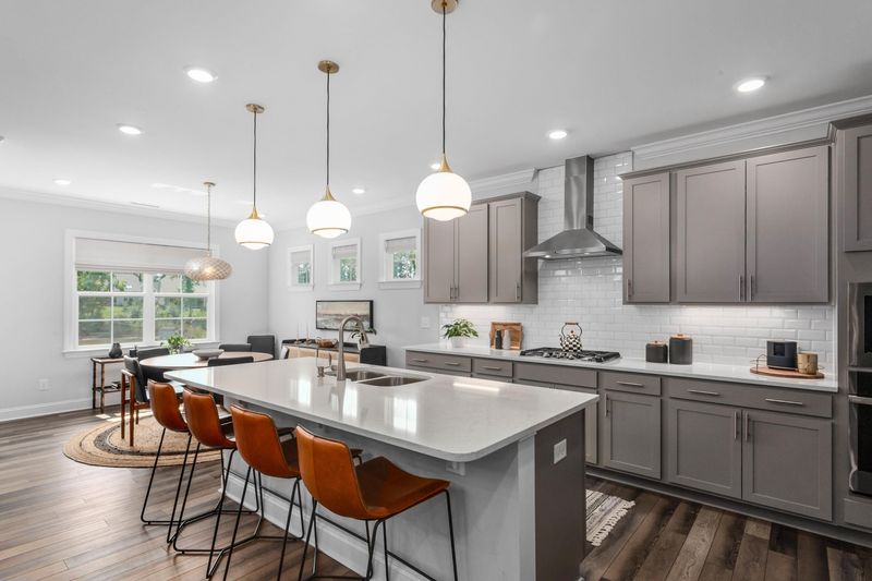 2921 Mavisbank Cir, Apex, NC 27502