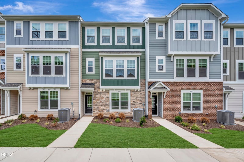 2921 Richardson Rd, Apex, NC 27502