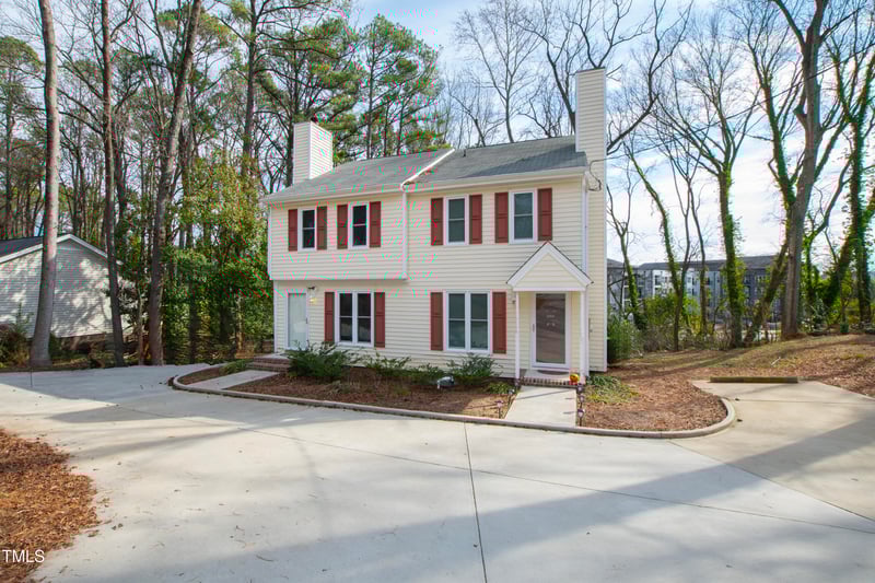 2922 Glenridge Dr, Raleigh, NC 27604
