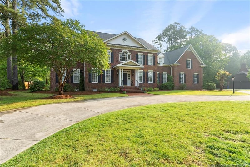 2922 Hybart St, Fayetteville, NC 28303