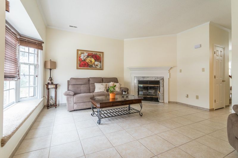 2923 Faversham Pl, Raleigh, NC 27604