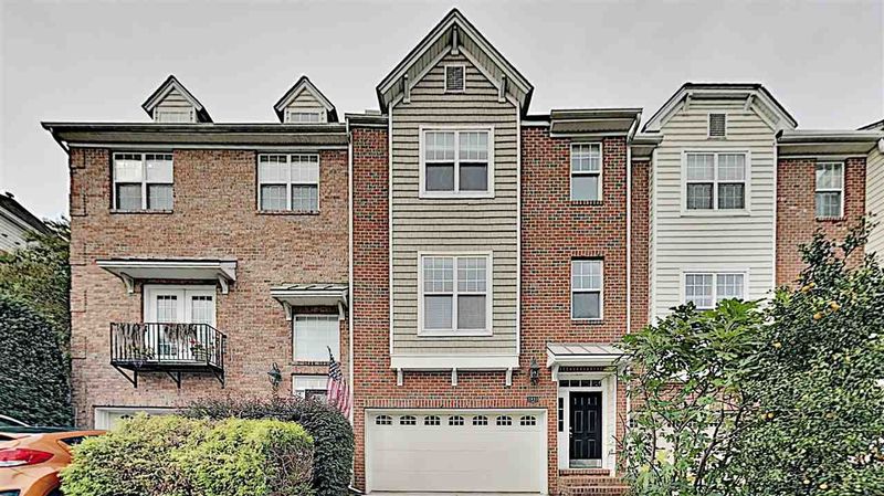 2923 Imperial Oaks Dr, Raleigh, NC 27614