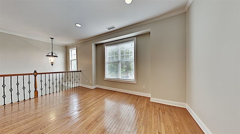 2923 Imperial Oaks Dr, Raleigh, NC 27614