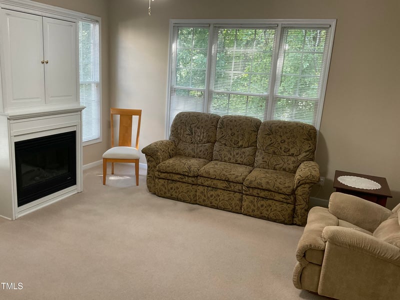 2923 Kudrow Ln, Morrisville, NC 27560