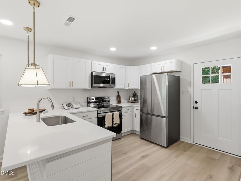2923 Wedgedale Ave, Durham, NC 27703