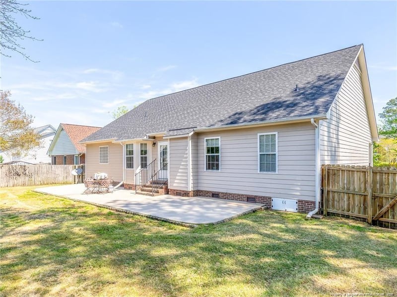 2924 Beringer Dr, Fayetteville, NC 28306