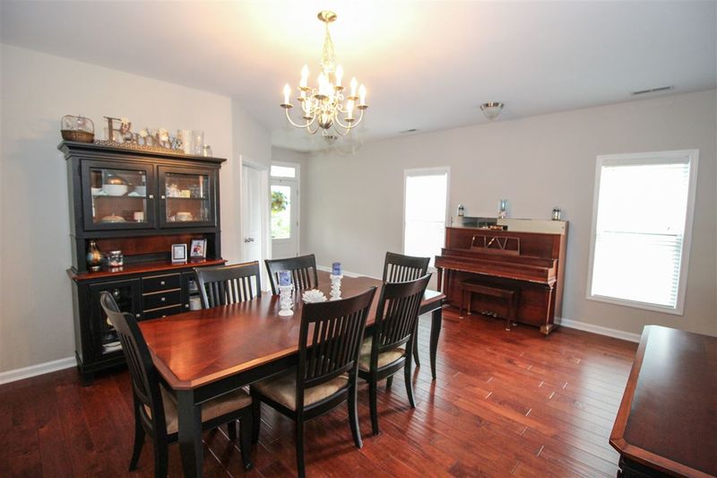 2924 Landing Falls Ln, Raleigh, NC 27616