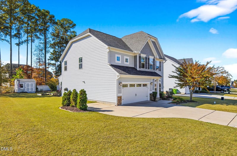 2924 Landon Ridge Dr, New Hill, NC 27562