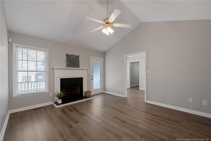 2925 Coachway Dr, Fayetteville, NC 28306