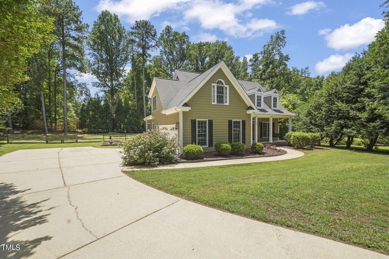 2925 Cortland Dr, Apex, NC 27539