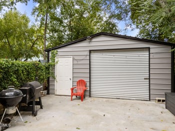 2925 Gladstone Dr, Raleigh, NC 27610