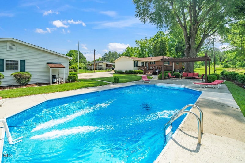 2925 Redwood Rd, Durham, NC 27704