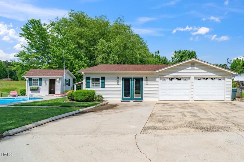 2925 Redwood Rd, Durham, NC 27704