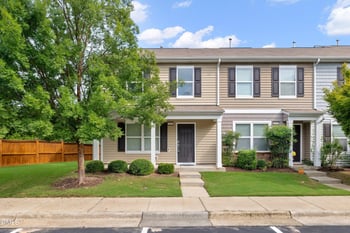 2926 Berkeley Springs Pl, Raleigh, NC 27616