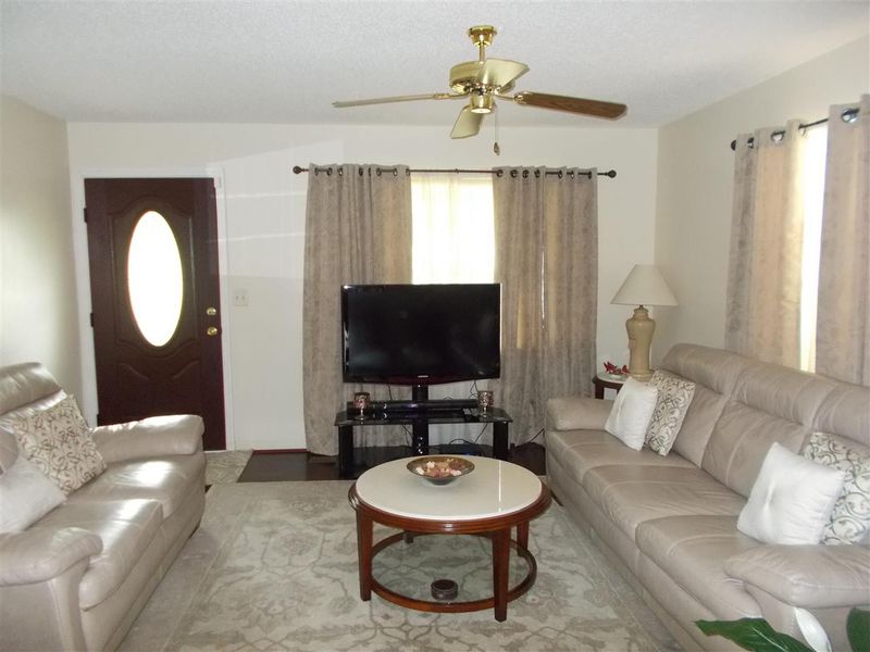 2926 Cadillac Ave, Durham, NC 27704