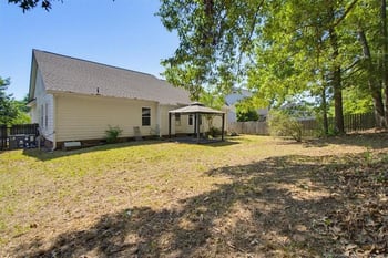 2926 Coachway Dr, Fayetteville, NC 28306