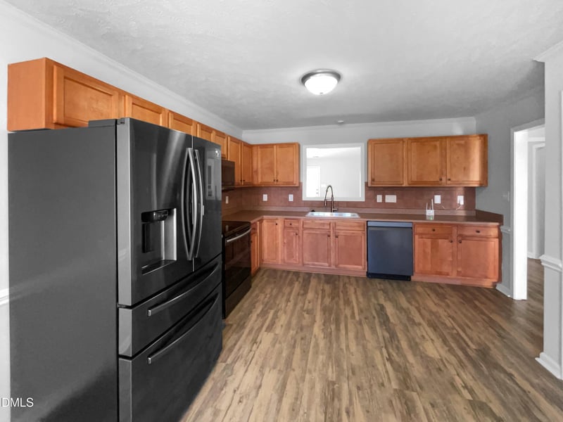 2926 High Plains Dr, Hope Mills, NC 28348