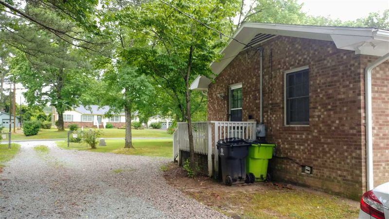 2927 Pervis Rd, Durham, NC 27704