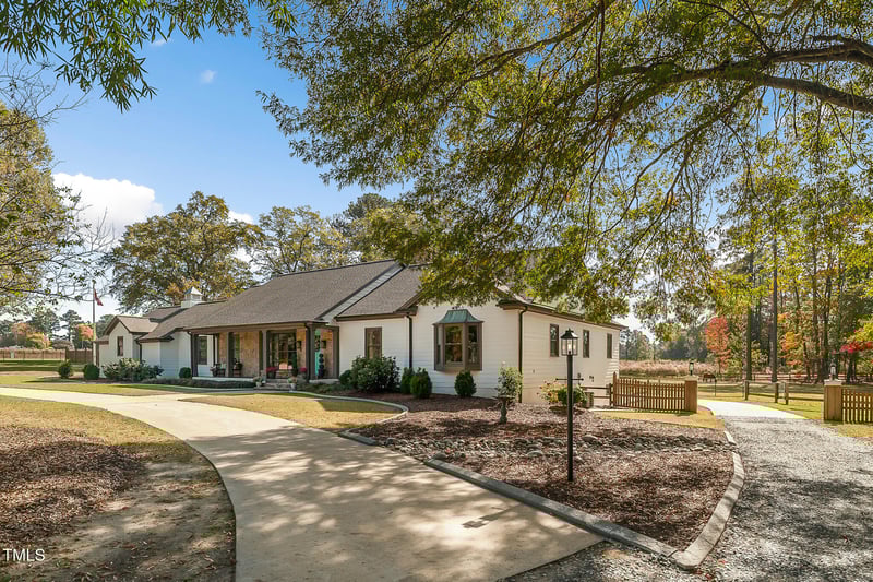 2928 Herbert Akins Rd, Fuquay Varina, NC 27526