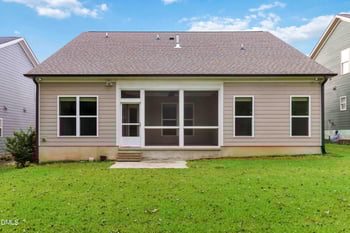 2929 High Plains Dr, Fuquay Varina, NC 27526