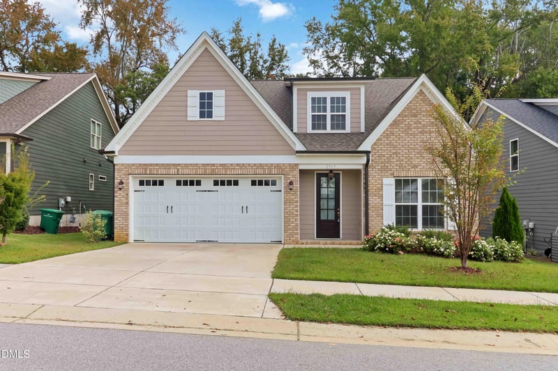 2929 High Plains Dr, Fuquay Varina, NC 27526