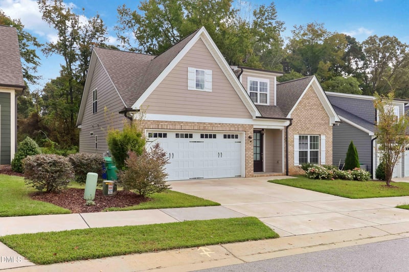 2929 High Plains Dr, Fuquay Varina, NC 27526