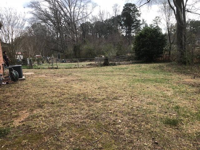 2929 Newark Dr, Raleigh, NC 27610