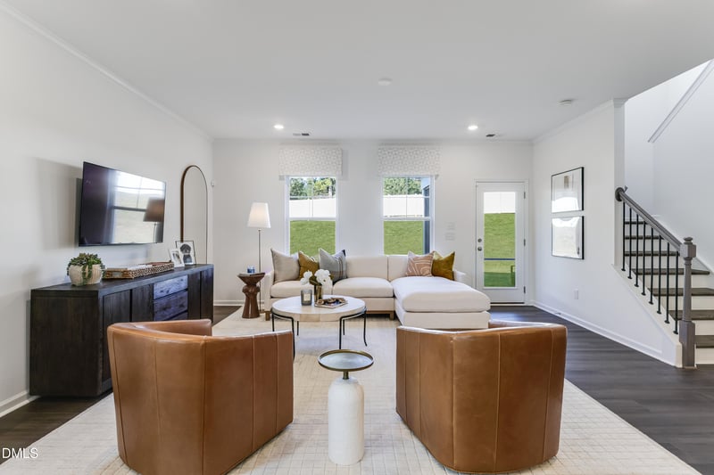 293 Beachcomber Dr, Lillington, NC 27546