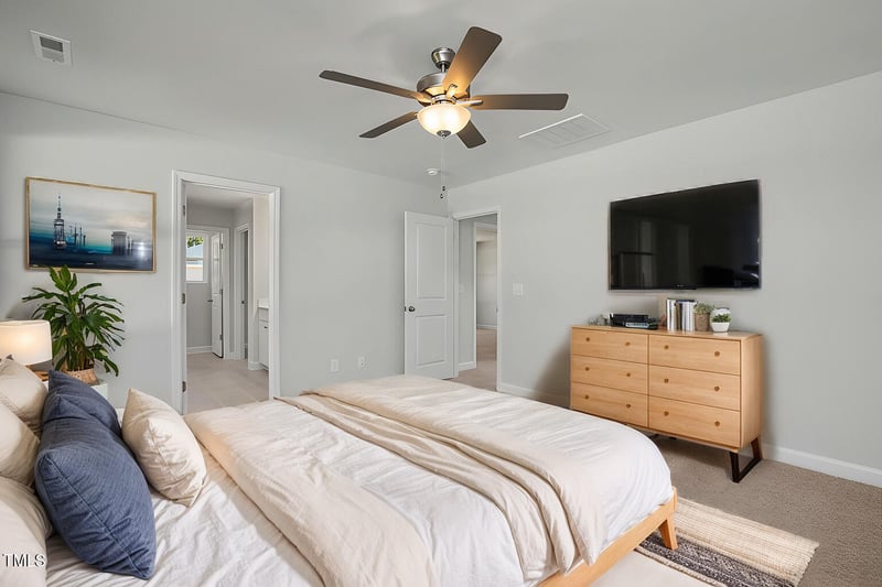 293 Gregory Village Dr, Lillington, NC 27546