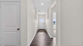 293 Maddox Dr, Aberdeen, NC 28315