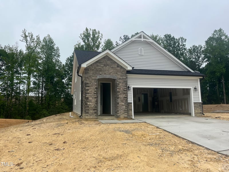 293 Providence Creek Dr, Fuquay Varina, NC 27526