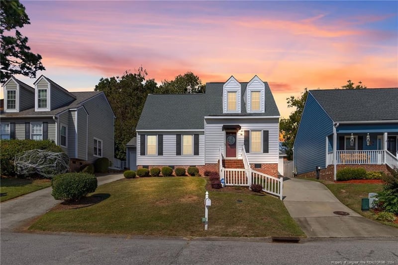 2930 Amelia Dr, Fayetteville, NC 28304