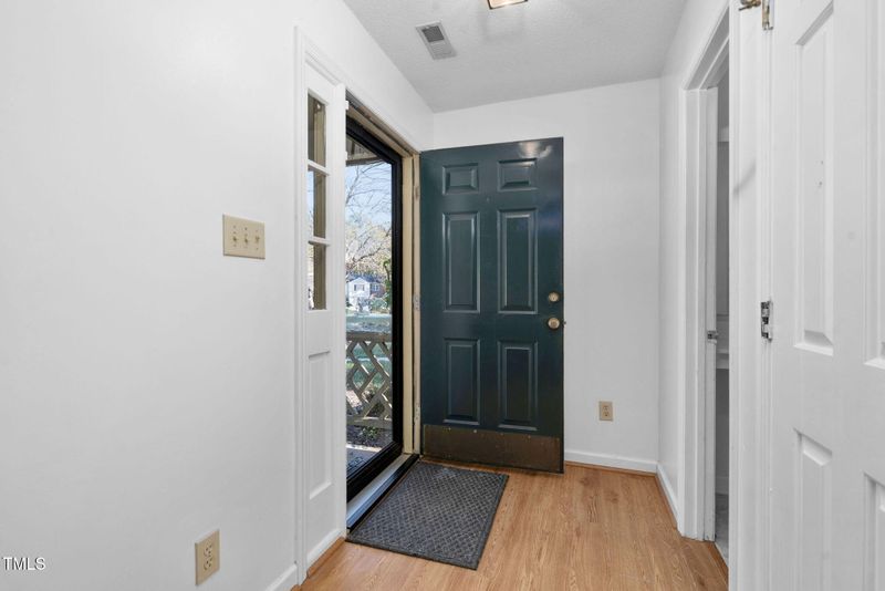 2931 Faversham Pl, Raleigh, NC 27604