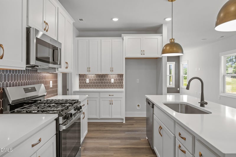 2932 Alyssa Ct, Raleigh, NC 27604