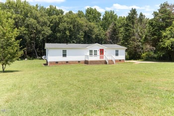2932 Bramblegate Dr, Mebane, NC 27302