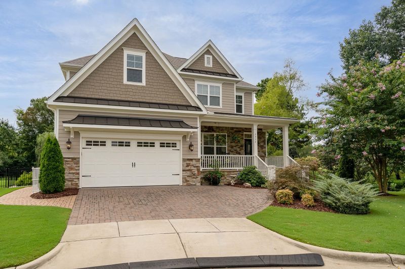 2932 Charleston Oaks Dr, Raleigh, NC 27614