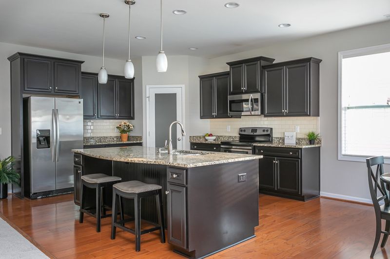 2932 Landing Falls Ln, Raleigh, NC 27616