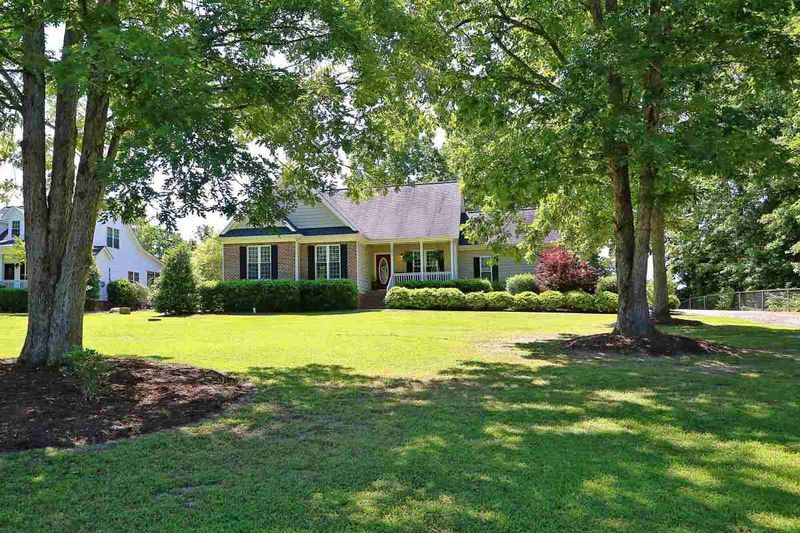 2932 Old Crews Rd, Raleigh, NC 27616