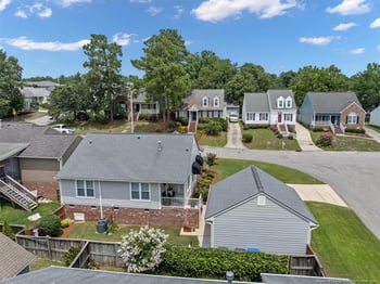 2933 Amelia Dr, Fayetteville, NC 28304