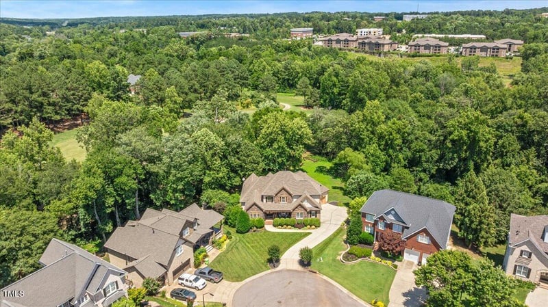2933 Elmfield St, Raleigh, NC 27614