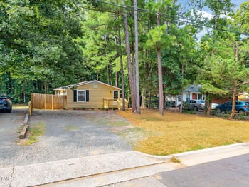 2934 Carolyn Dr, Durham, NC 27703