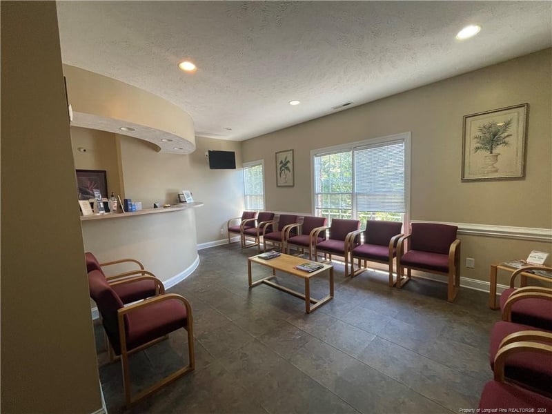 2935 Breezewood Ave #200, Fayetteville, NC 28303