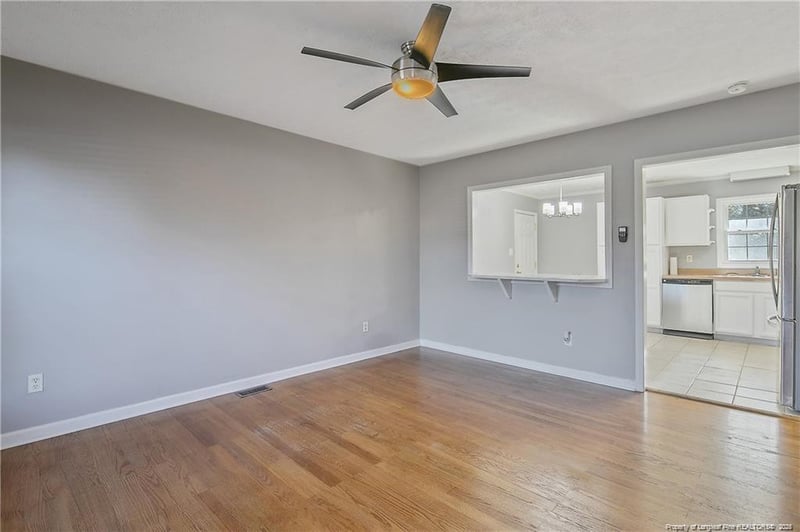 2935 Peacock St, Hope Mills, NC 28348